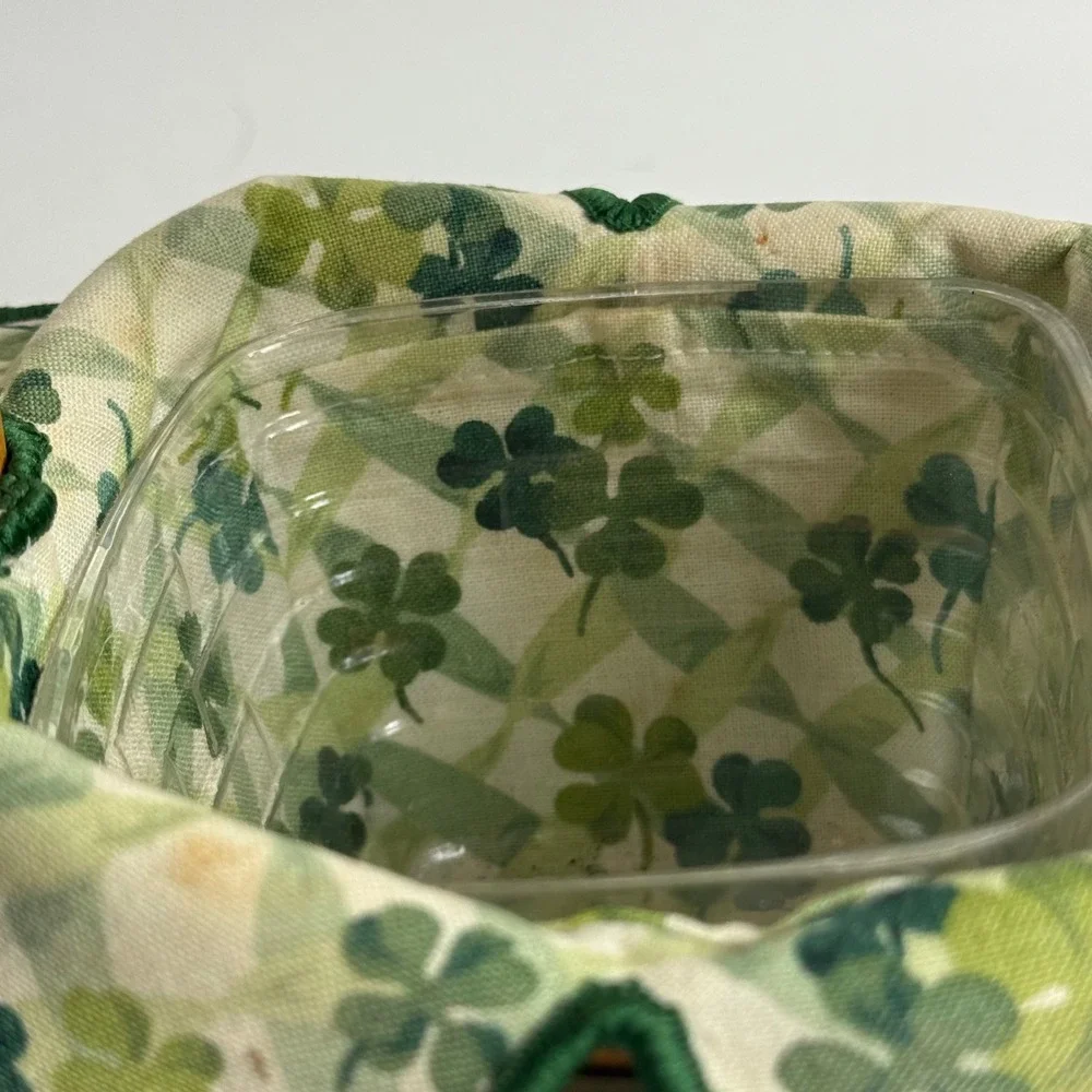Longaberger 1999 St. Patrick's Day Lots of Luck Basket with Liner and‎ Protector